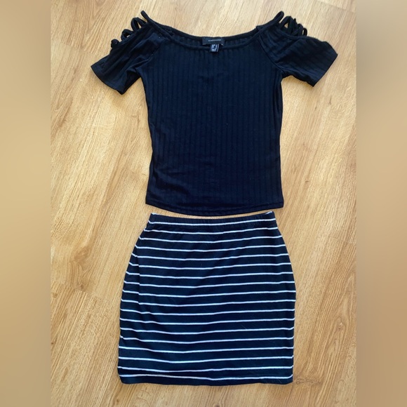 Top & skirt - Picture 2 of 4